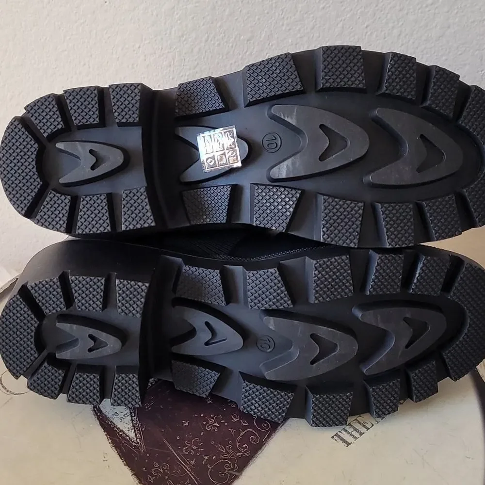 Black sock chain Boots